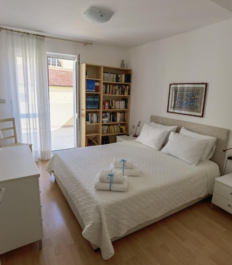 Aria Deluxe Superior 5 Star Apartment, Your Piece Of Heaven By The Sea & Park, With Sea & Park View Novigrad Istria エクステリア 写真